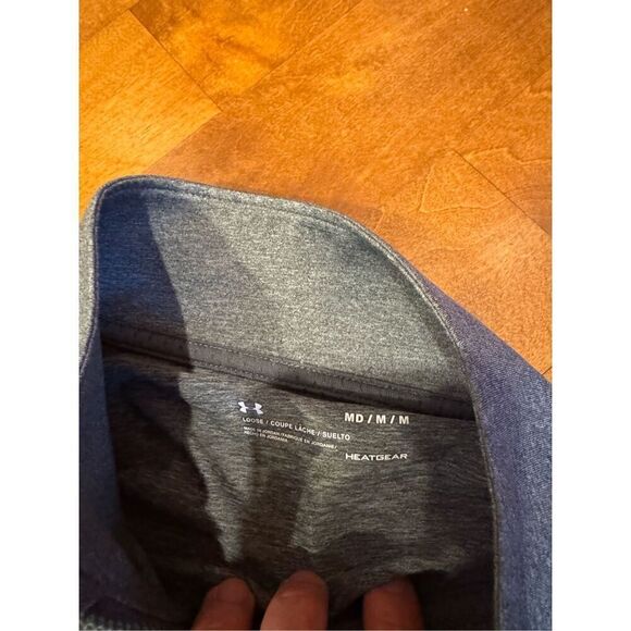 Women’s heat gear under Armour, zipper jacket, size medium - Picture 2 of 4